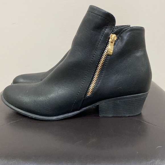 Top Moda Women’s Western Faux Leather Ankle Bootie, Sz 8.5 Medium - Picture 2 of 9